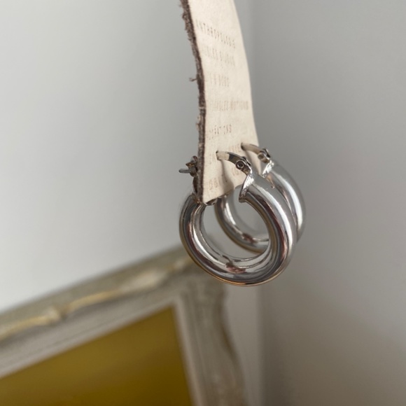 Anthropologie hoops - Picture 4 of 4
